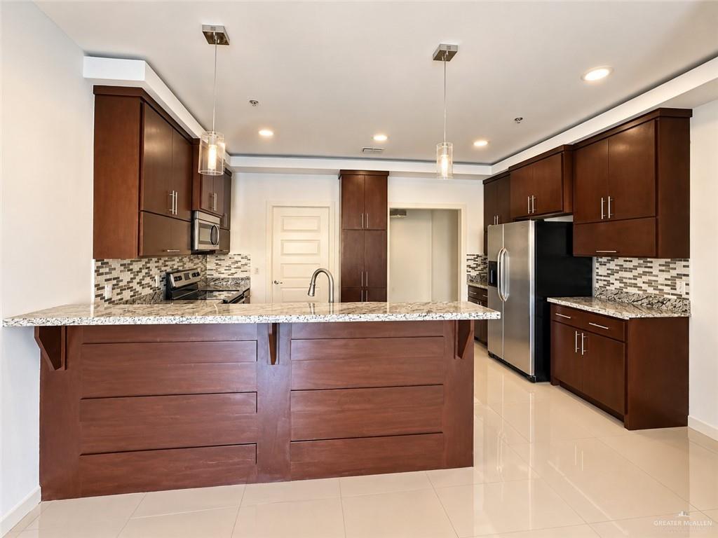 Photo 5 of 1413 Keeton Avenue #19