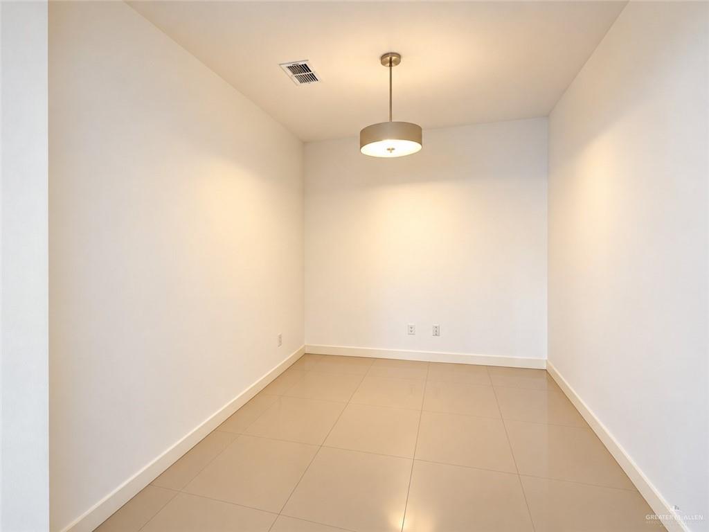 Photo 9 of 1413 Keeton Avenue #19
