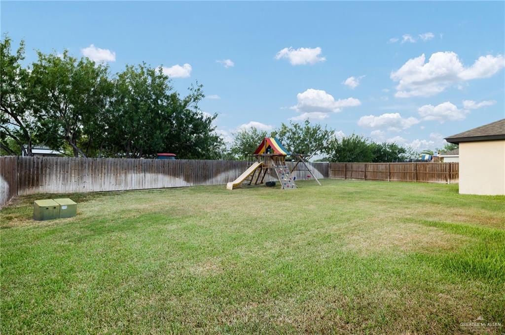 Photo 16 of 706 Tres Marias Street