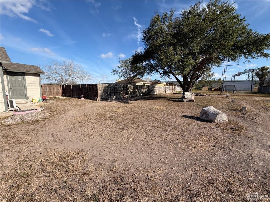 Photo 9 of 865 Rio Grande Street