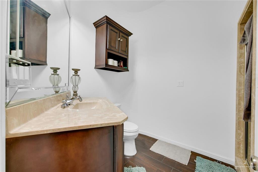Photo 18 of 2405 Rhin Drive