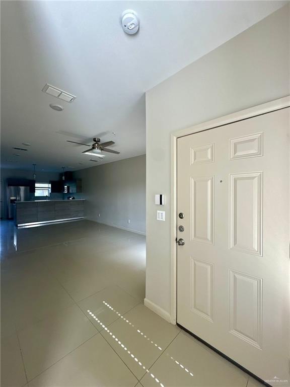Photo 7 of 414 Newport Avenue #3