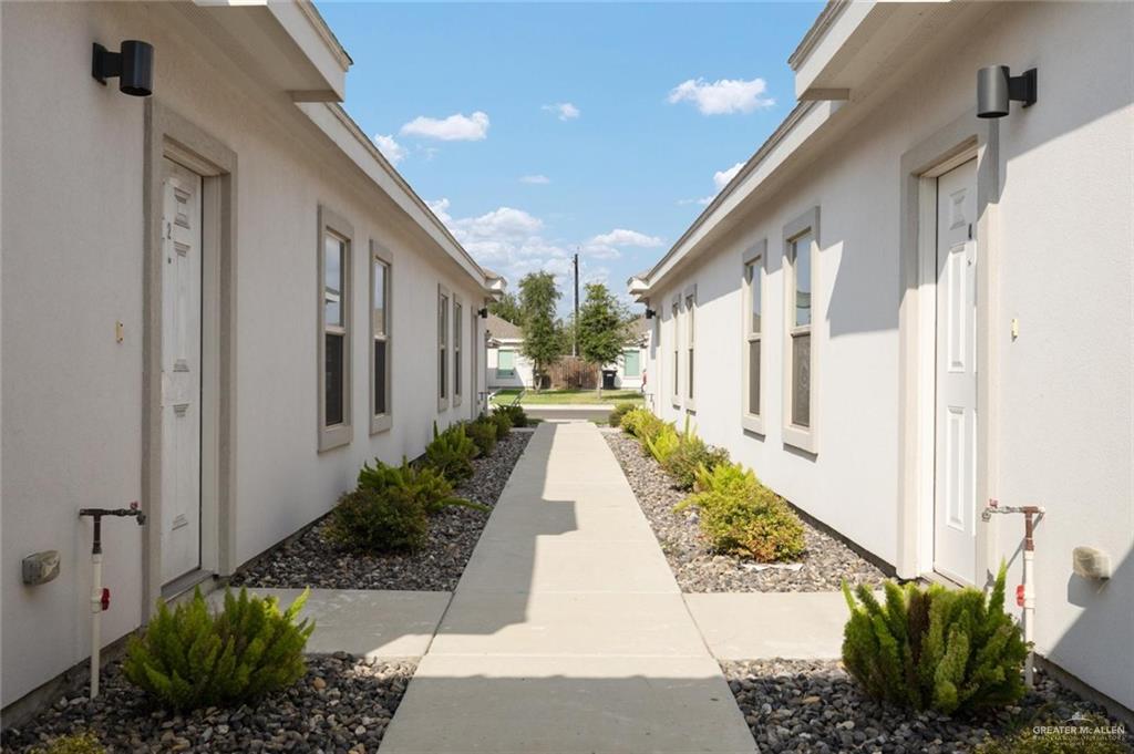 Photo 4 of 5709 Sandpiper Avenue #4