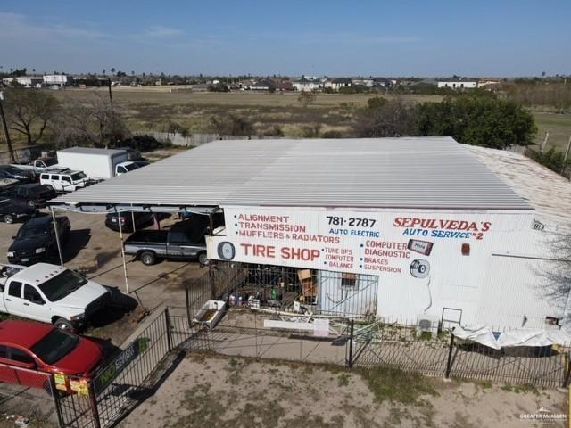 Photo 4 of 813 Fm 495