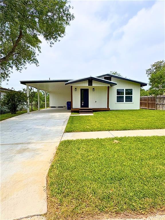 Single Family home at 437 Georgia Avenue, Mercedes, Texas