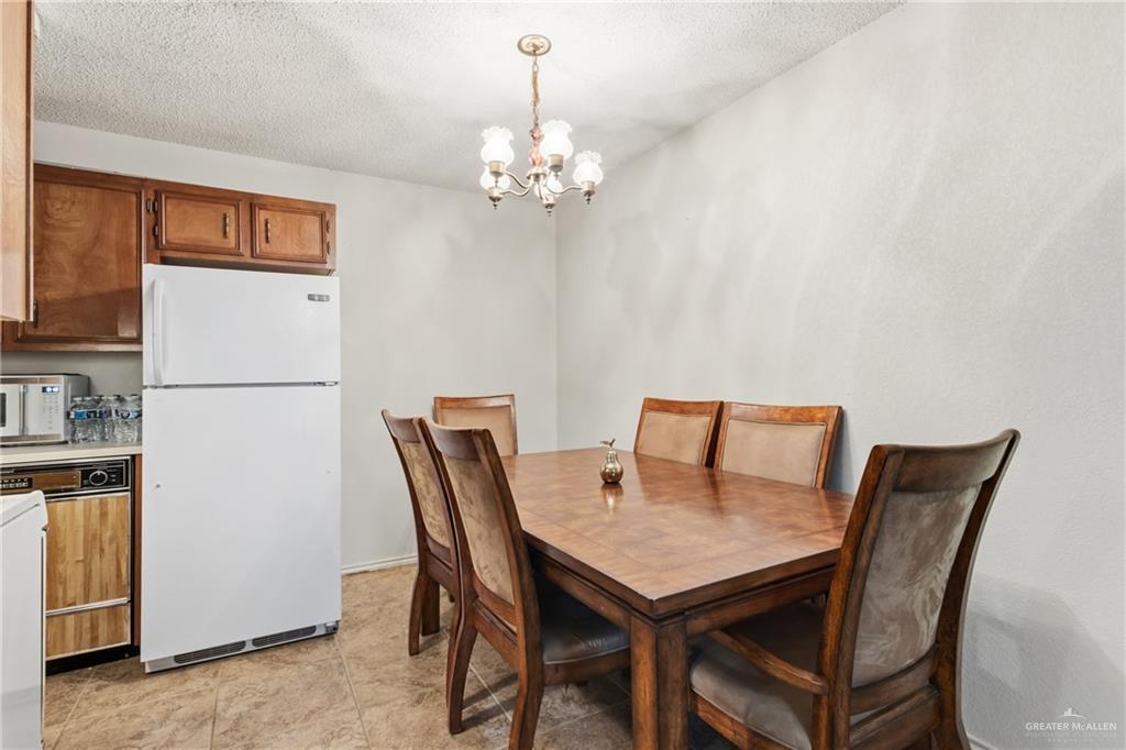 Photo 4 of 1500 Evergreen Avenue #26