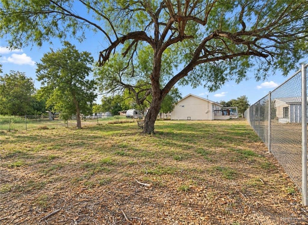 Photo 16 of 709 De Soto Avenue