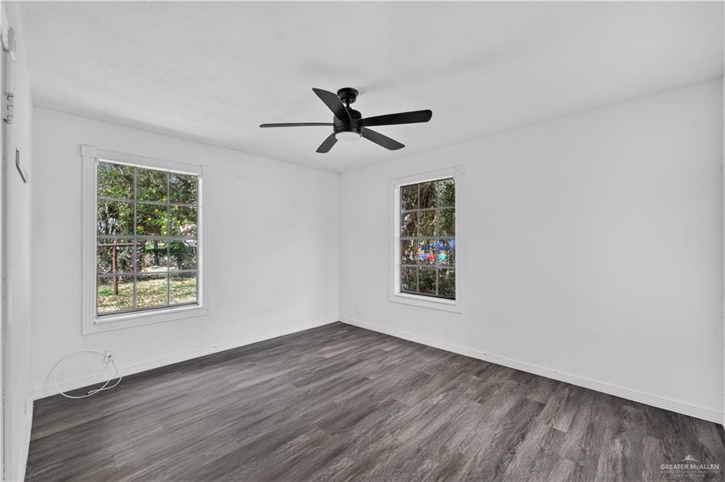 Photo 11 of 1606 Quince Avenue