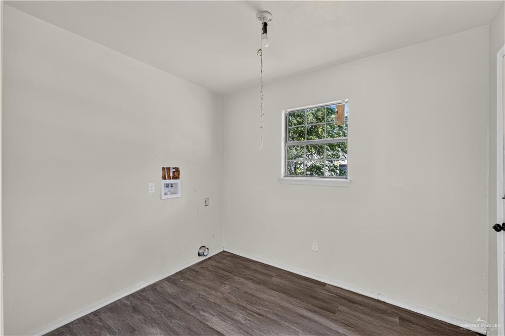Photo 16 of 1606 Quince Avenue
