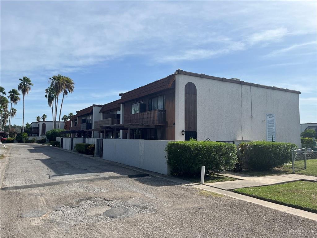 Condo home at 401 Boca Chica Boulevard, Brownsville, Texas