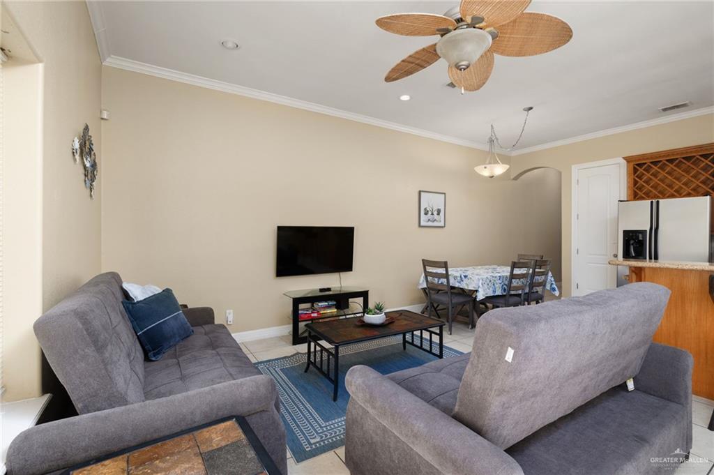 Photo 3 of 112 Oleander Street #2