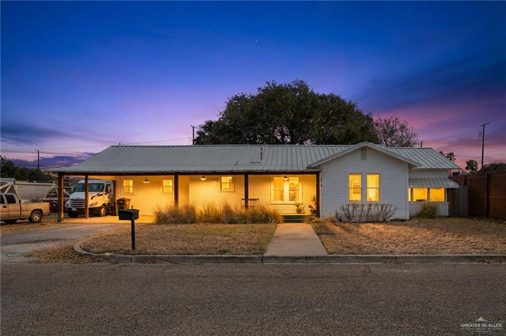 Single Family home at 619 Missouri Avenue, Weslaco, Texas