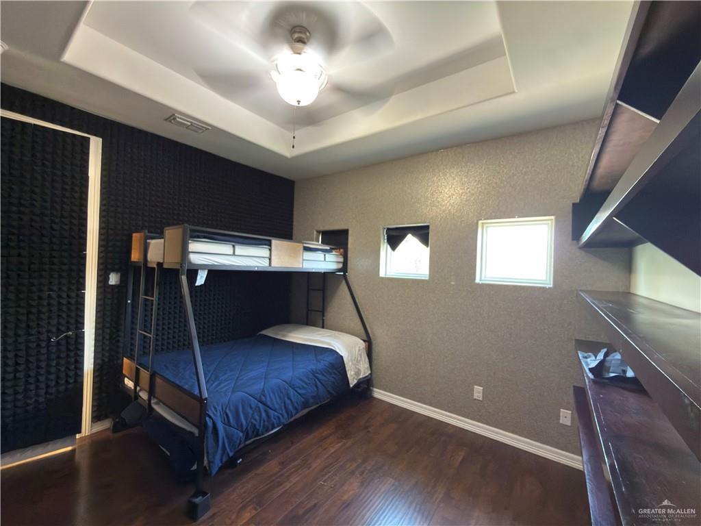 Photo 32 of 1712 49th Street