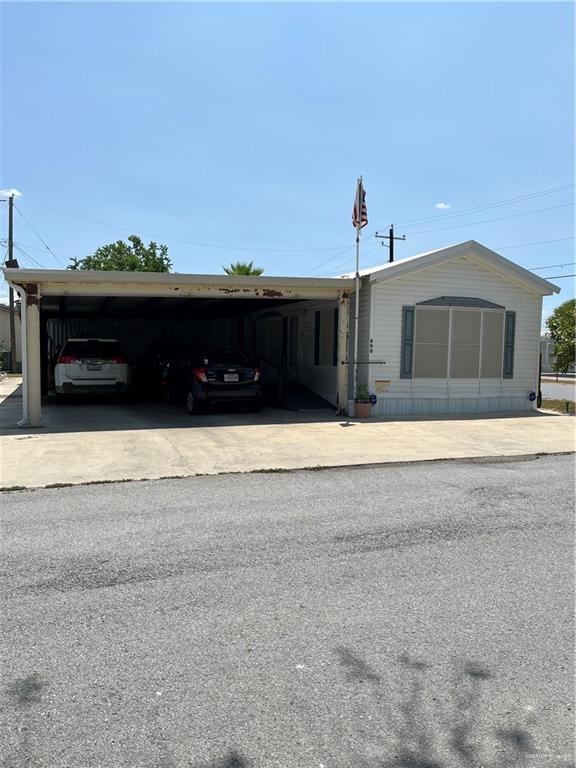 Single Family home at 900 Tangerine Drive, La Feria, Texas