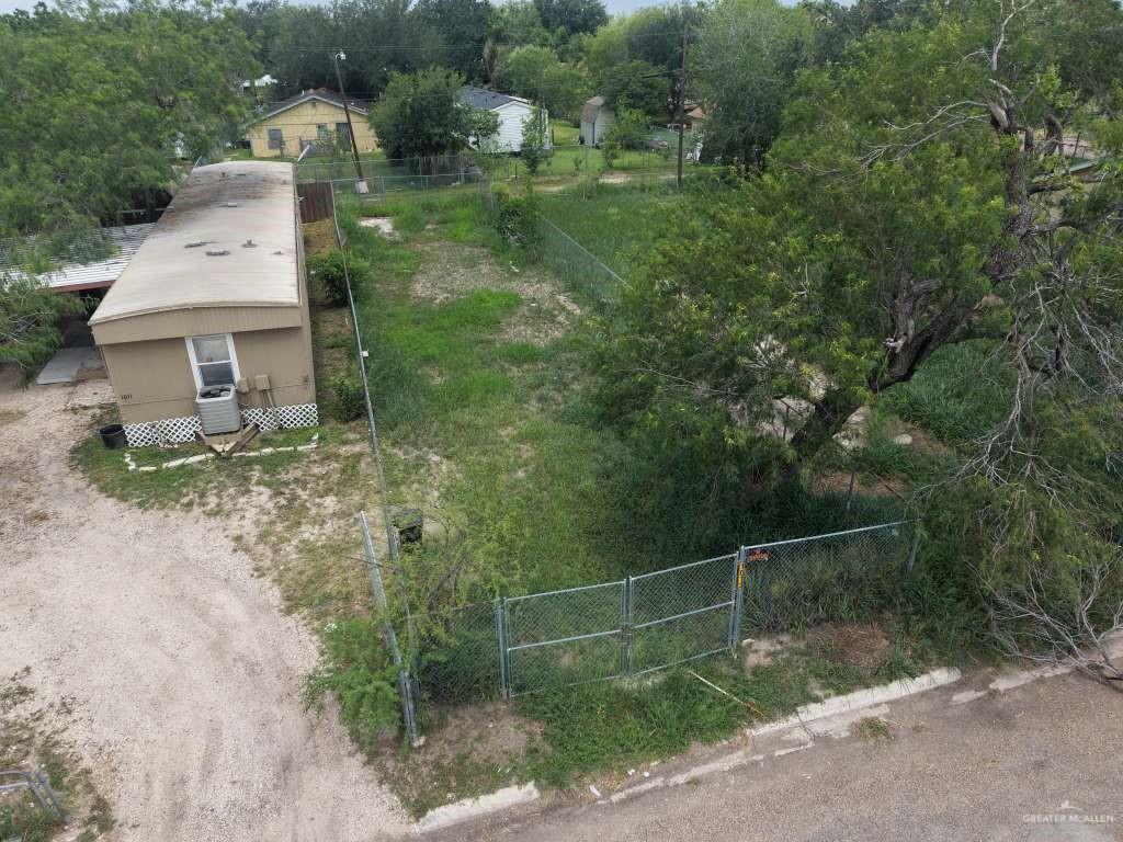 Land home at 1013 Benito Alaniz Street, Elsa, Texas
