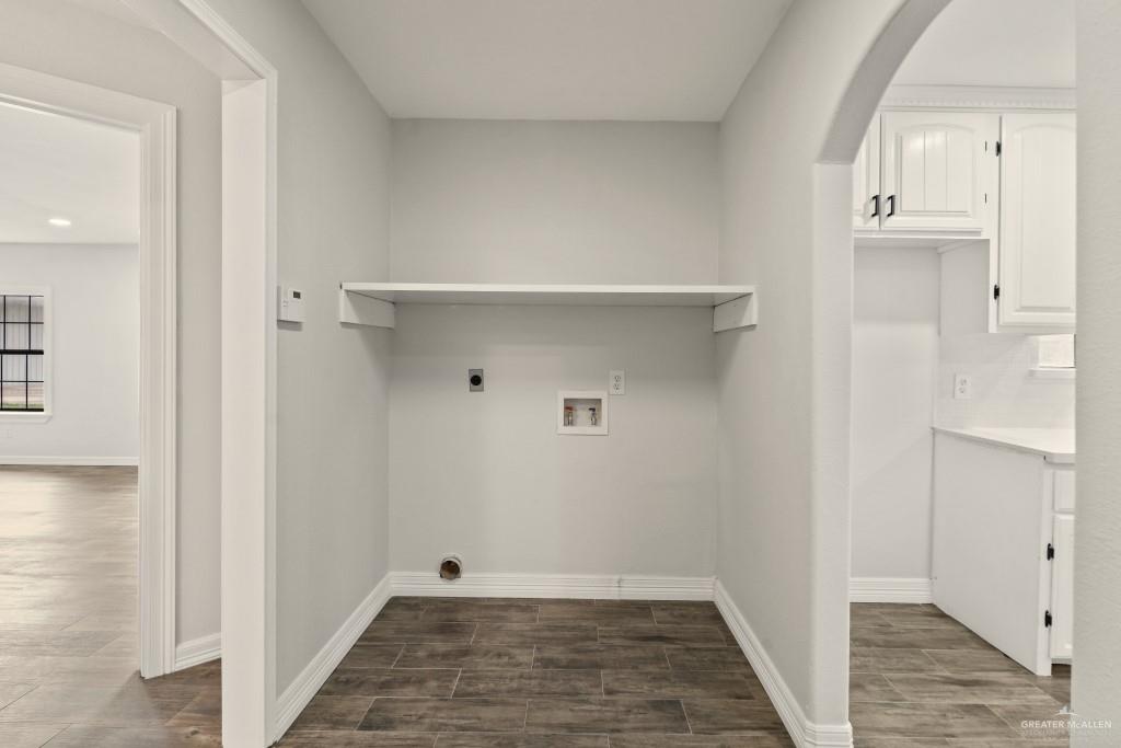Photo 9 of 413 Los Cerritos Circle