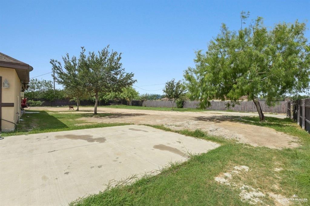 Photo 20 of 511 Fresno Drive