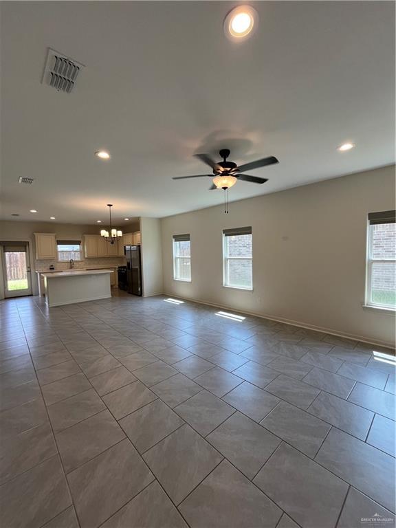Photo 3 of 2700 Plumbago Avenue