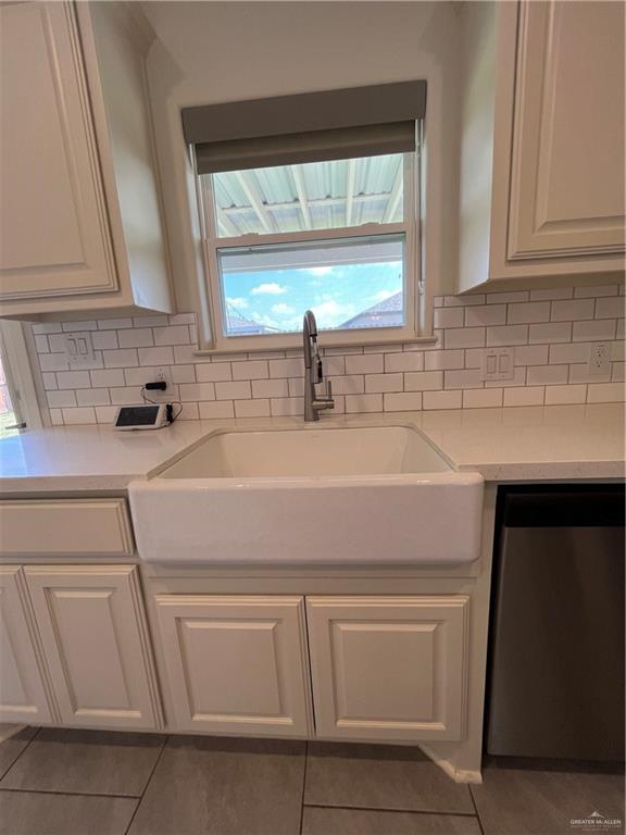 Photo 8 of 2700 Plumbago Avenue