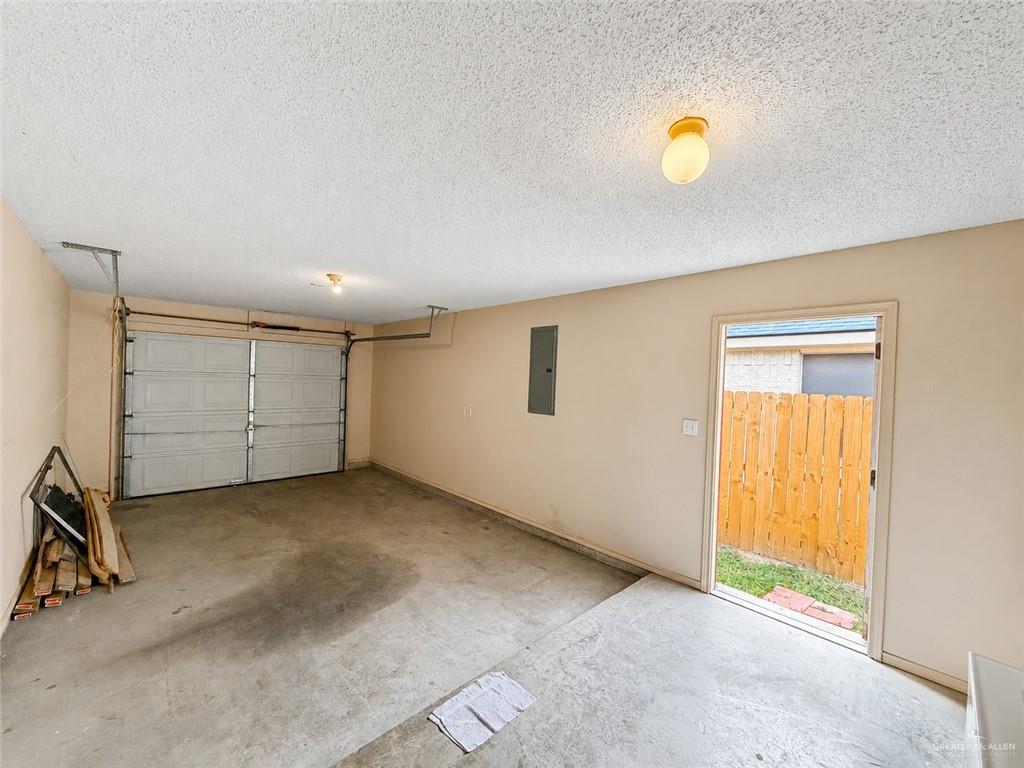 Photo 17 of 2724 Vanessa Avenue