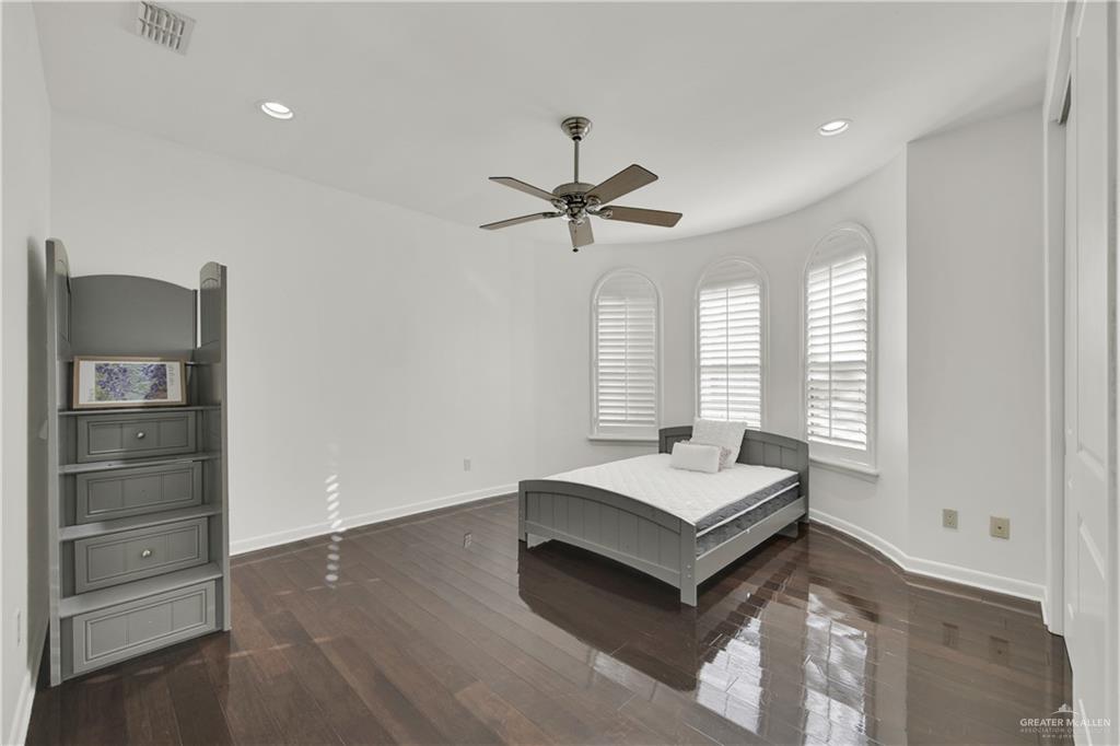 Photo 16 of 3412 M Street