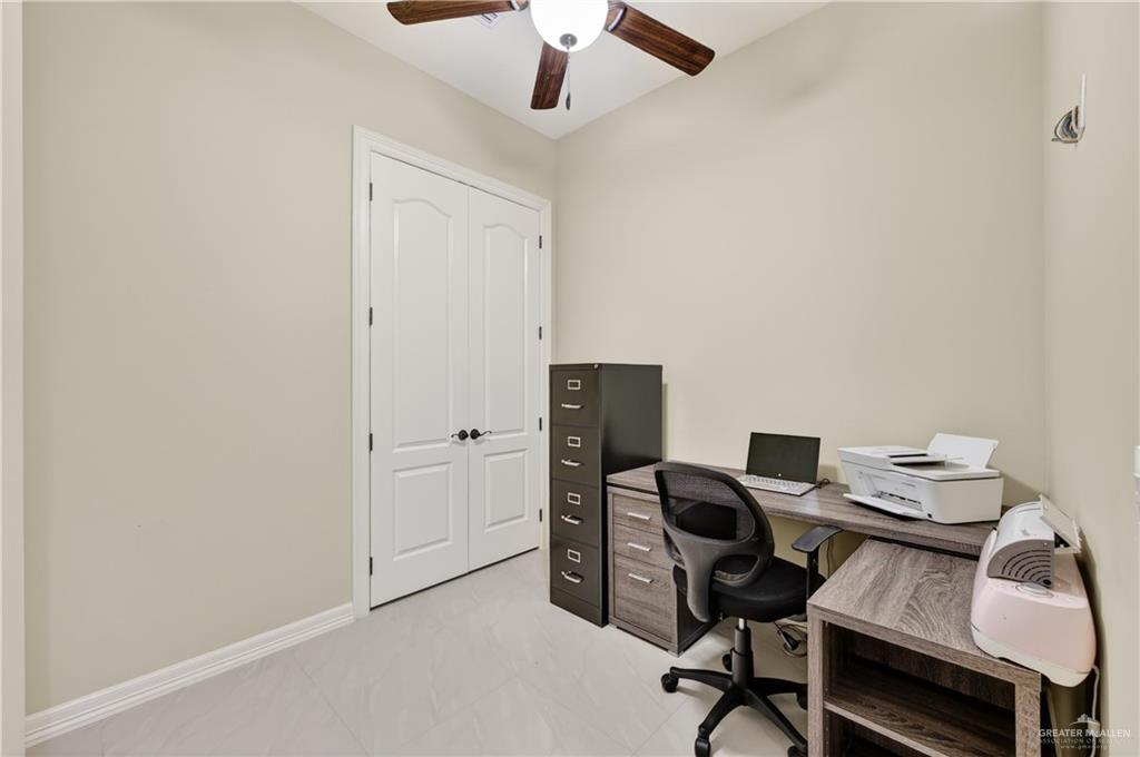 Photo 4 of 4409 Quince Avenue