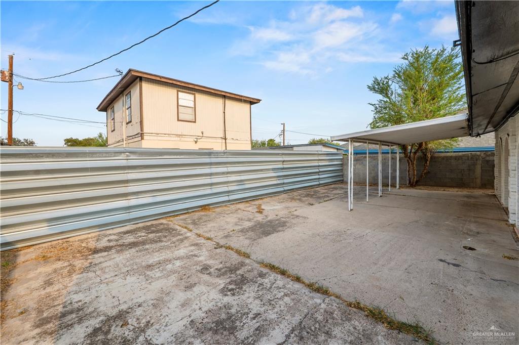 Photo 19 of 307 Cox Street