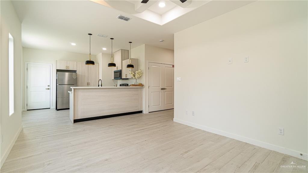 Photo 5 of 5805 Northwestern Avenue #2