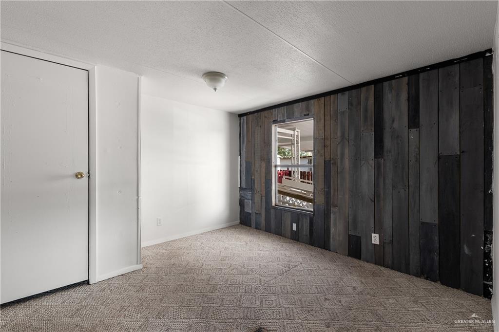Photo 10 of 609 Palmera Drive