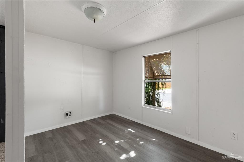 Photo 12 of 609 Palmera Drive