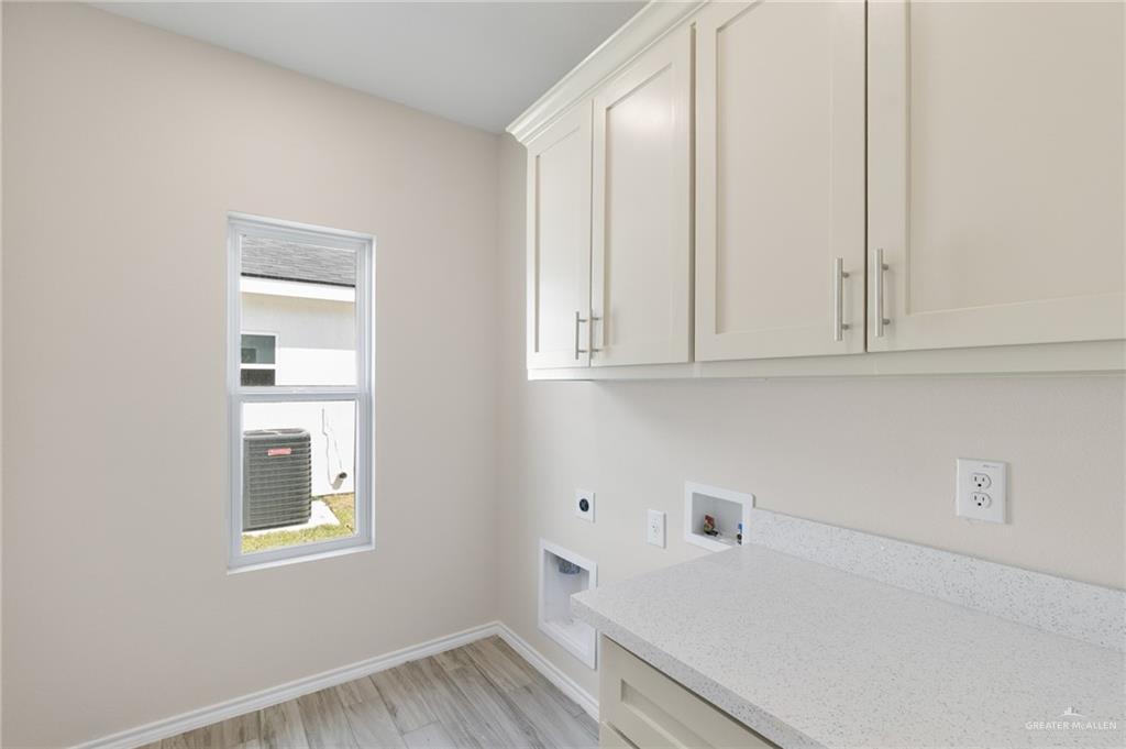 Photo 15 of 18084 Spruce Street