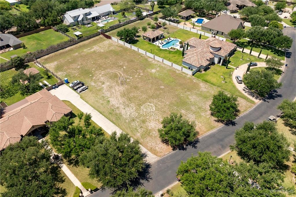 Photo 5 of 1816 El Mileno Drive