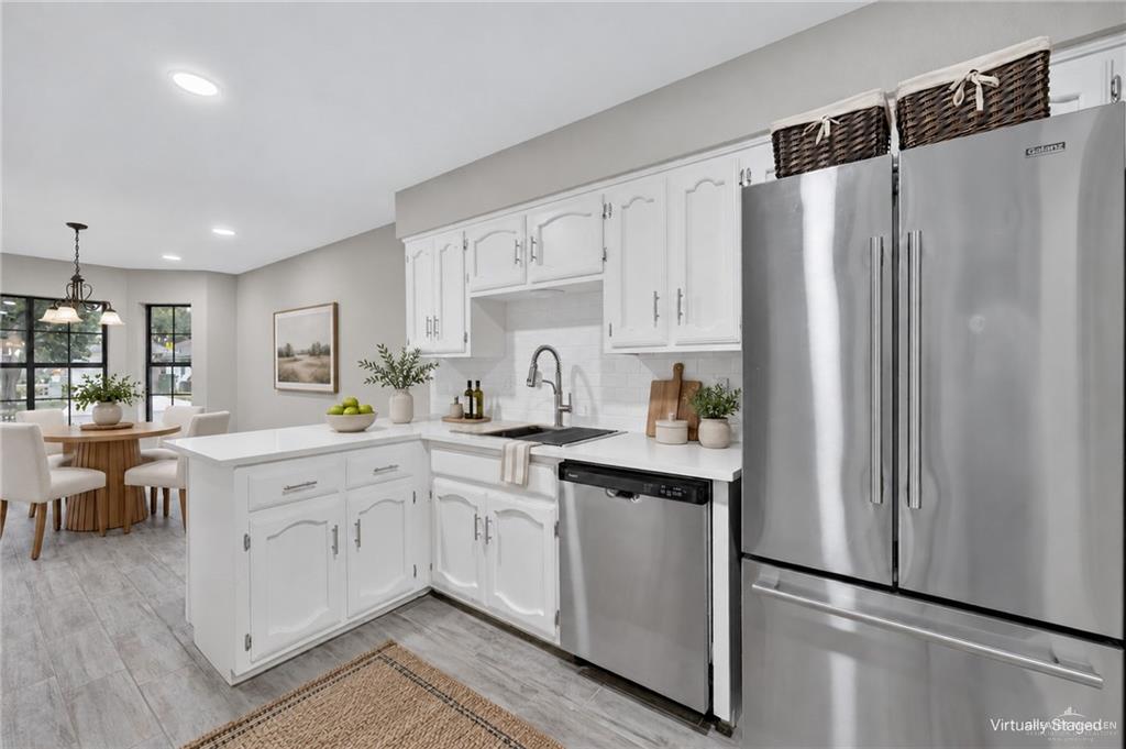 Photo 11 of 2304 Viola Street