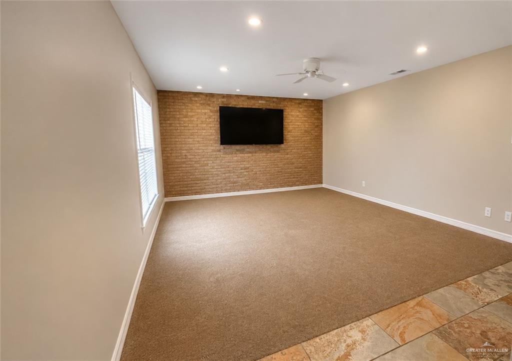 Photo 12 of 1112 Fern Avenue