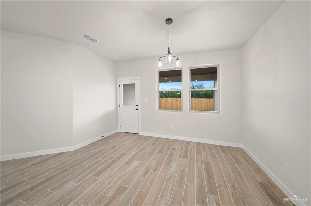 Photo 10 of 5009 Nerine Avenue
