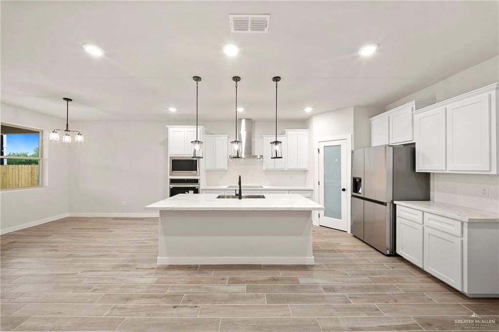 Photo 3 of 5009 Nerine Avenue