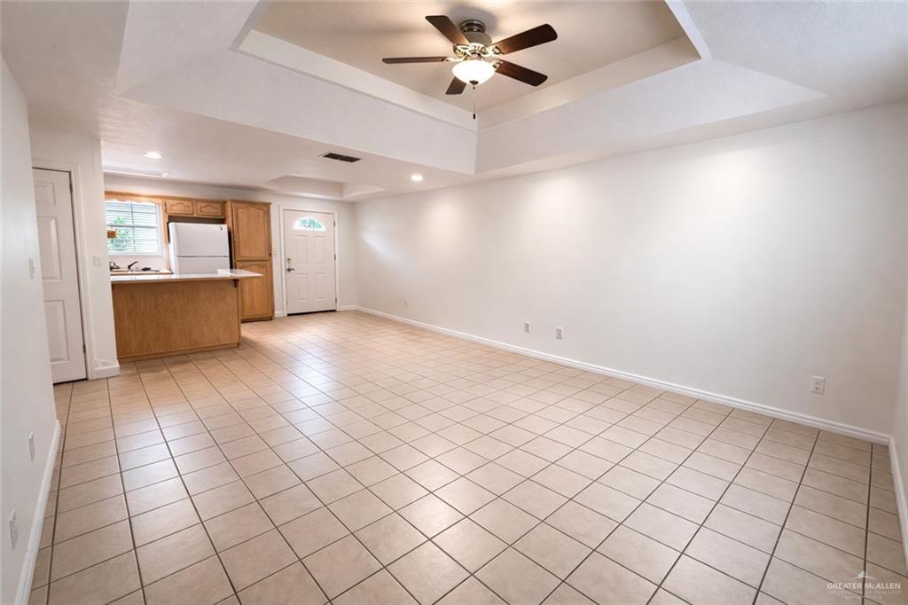 Photo 4 of 607 Gastel Circle #F
