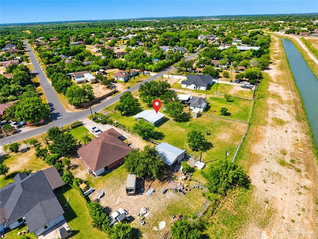 Photo 8 of 906 Greenland Circle