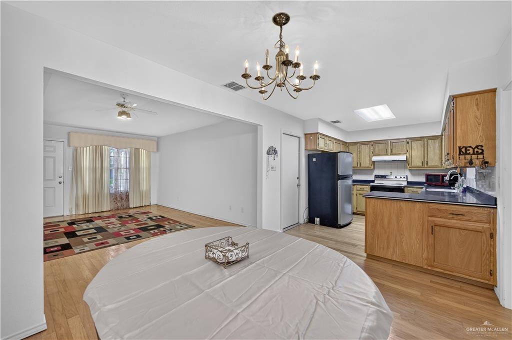 Photo 11 of 2313 Viola Street