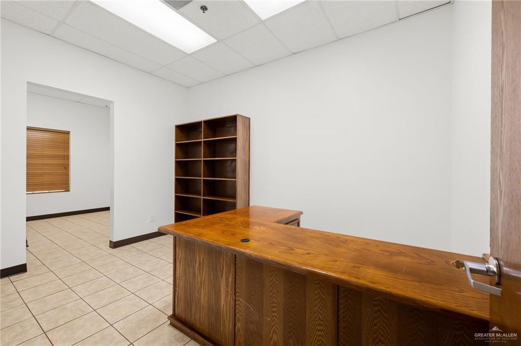 Photo 9 of 1022 Griffin Parkway #104 B