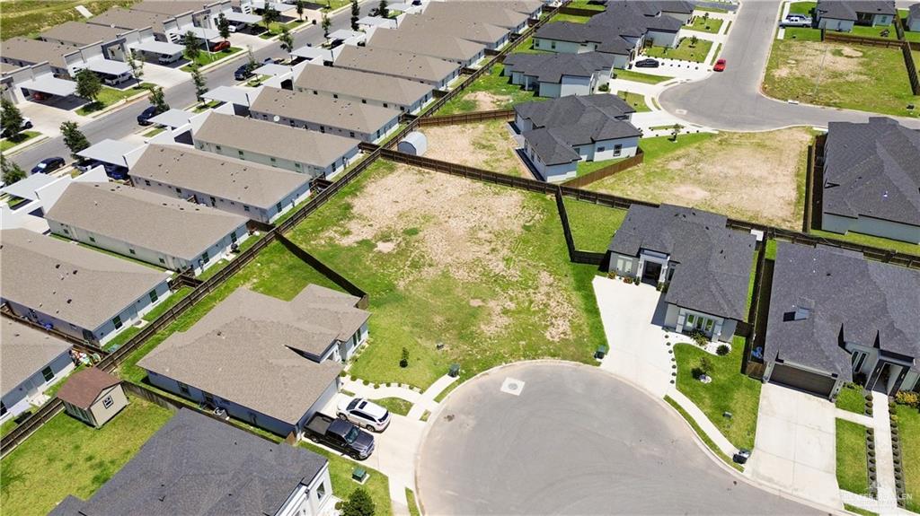 Photo 3 of 1100 Matthew Drive