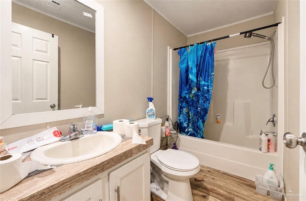 Photo 12 of 1320 Logan Drive