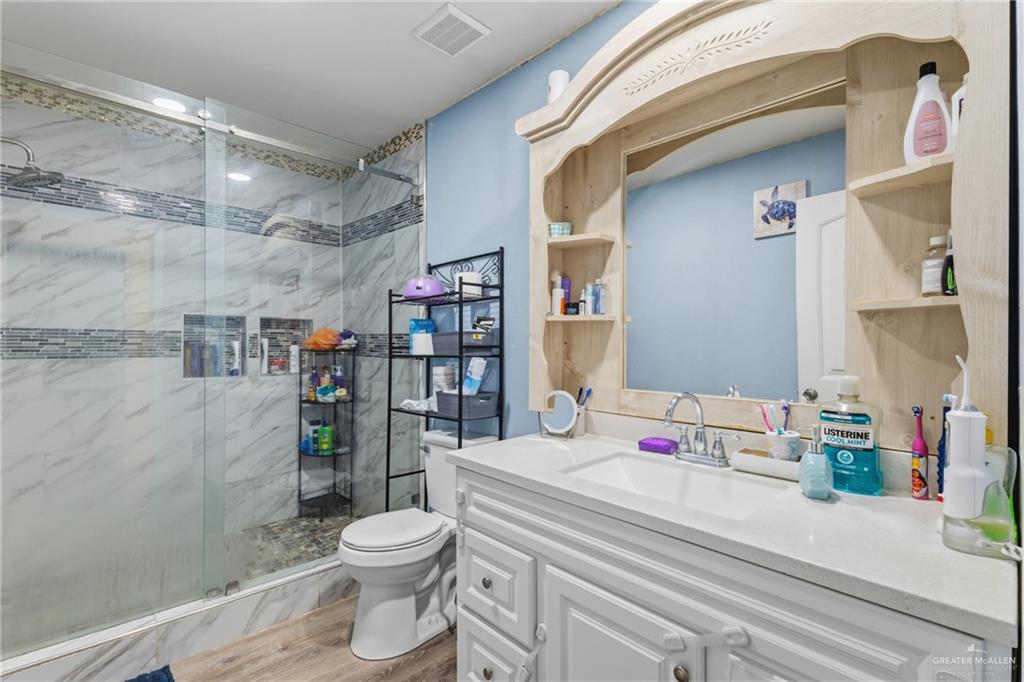 Photo 8 of 4206 Clemente Avenue