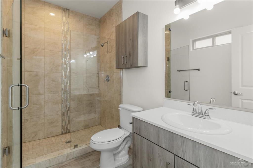 Photo 6 of 900 Redbud Avenue #15a4