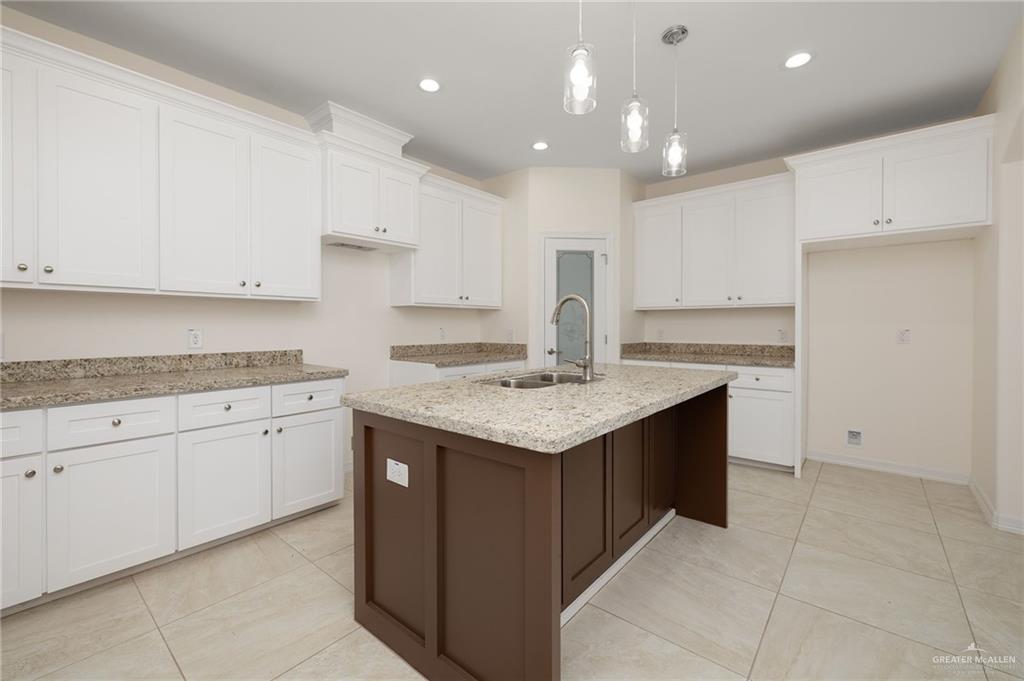 Photo 6 of 18010 Green Jay Drive