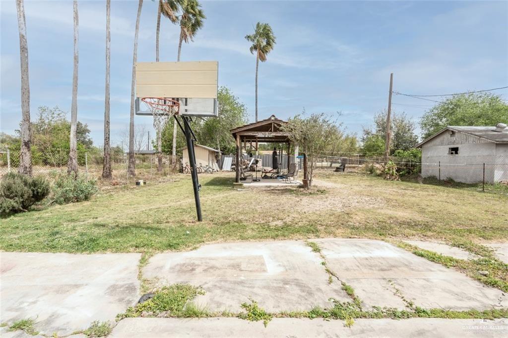 Photo 15 of 110 Cabana Drive