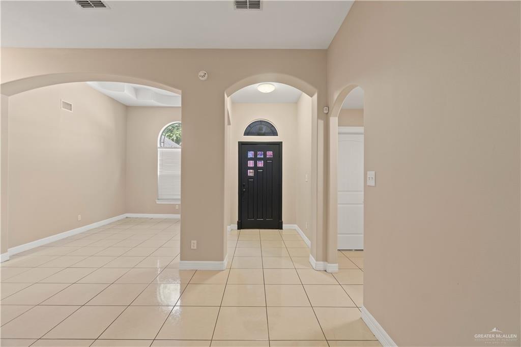 Photo 3 of 4017 San Angelo