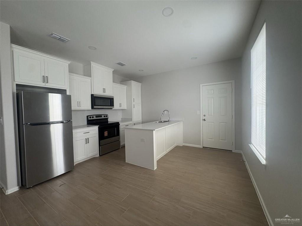 Photo 2 of 810 Linda Street #3