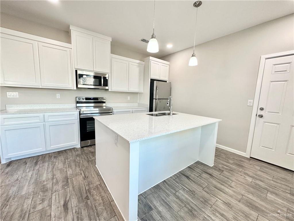 Photo 6 of 1415 Petri Drive