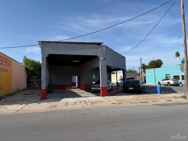 Photo 2 of 101 Aster Street